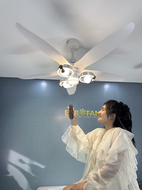 Quạt trần 5 cánh trắng Eurofan 966T